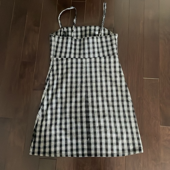 Hollister Checkered Summer Dress - Picture 2 of 2